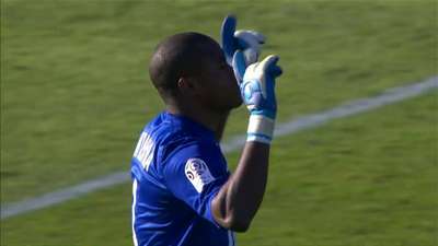 北京女排17岁副攻金佳宝排超首秀表现亮眼（北京女排17岁新星金佳宝排超处子秀惊艳全场）