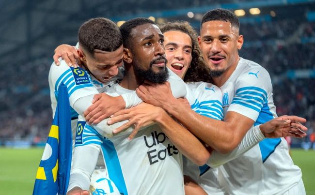 卡萨诺：国米对阵凯拉特表现自大，或者说意大利球队满足1-0（卡萨诺：国米战凯拉特显得自负，意大利球队常常守住1-0就满足）