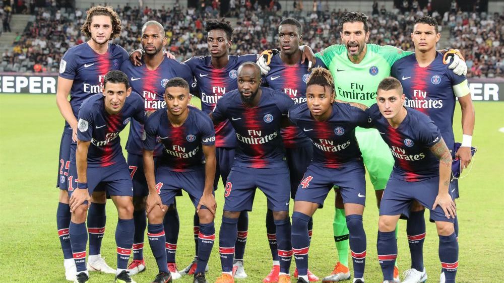 主裁谈拜仁点球：塔的手扩大了接触面积；凯恩的肘碰到了对方（主裁解析拜仁点球判罚：塔手部扩大防守面积，凯恩肘部与对手有接触）