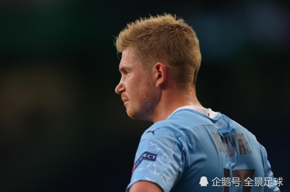 内雷斯重返光明球场 （内雷斯重回光明球场）