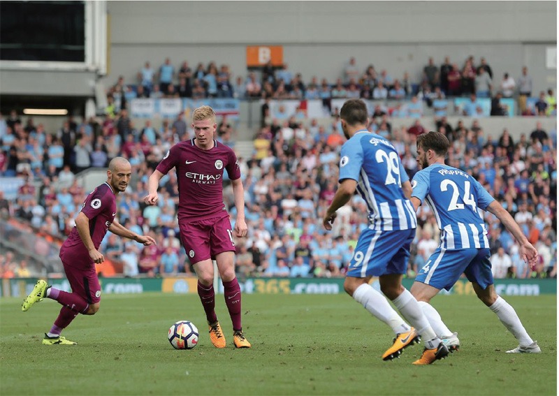 3-0，穆帅争冠劲敌踢疯，完胜法甲劲旅，终结欧联2轮不胜（3-0！穆里尼奥争冠对手火力全开，横扫法甲强旅，止住欧联两轮不胜）