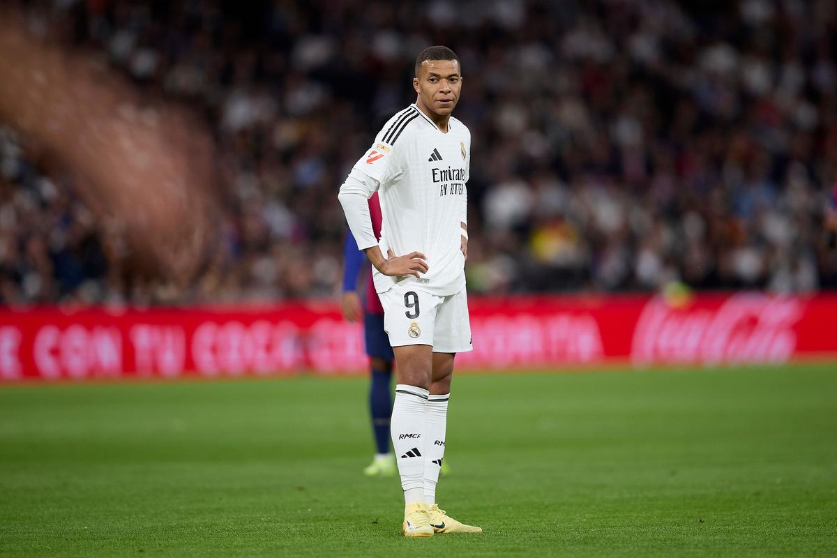 马不停蹄！美媒：东契奇已乘坐私人飞机返回美国（美媒：东契奇已乘坐私人飞机火速返美）