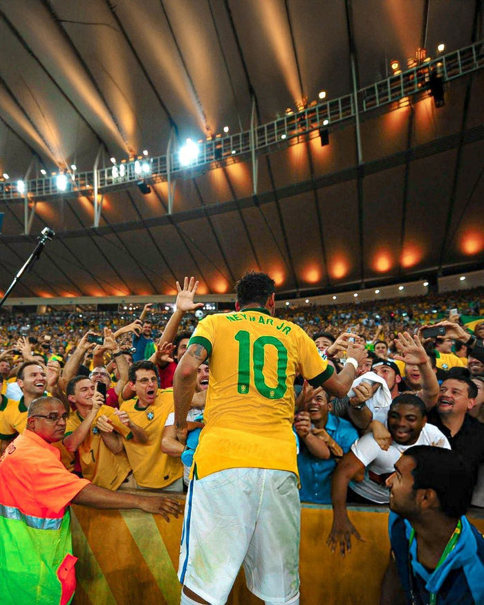 比肩大鸟！布朗成绿军队史第二位单场40分5板5助5断球员（追平大鸟纪录！布朗成绿军史上第2位单场40分5板5助5断的球员）