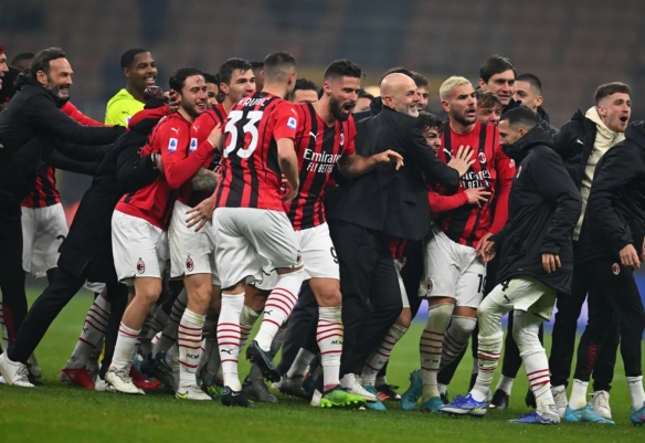 篮球篮网球队训练成果展示（篮网篮球队训练成果汇报展）