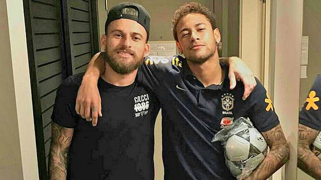 阿莱格里：我只是对裁判说“怎么每次有你在都会出乱子”（阿莱格里回应：只是对裁判吐槽“每次你执法都出状况”）