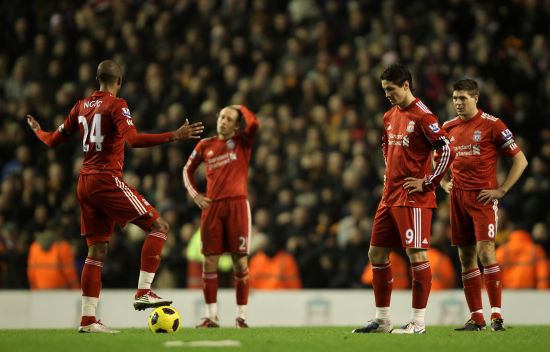 那不勒斯vs卡利亚里：霍伊伦、小麦替补，卢卡、埃尔马斯出战（那不勒斯迎战卡利亚里：卢卡、埃尔马斯出战，霍伊伦、小麦列替补）