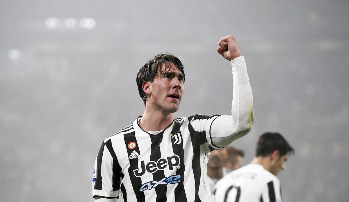 欧冠战报：格鲁克双响，阿贾克斯4-2逆转卡拉巴克收获首胜