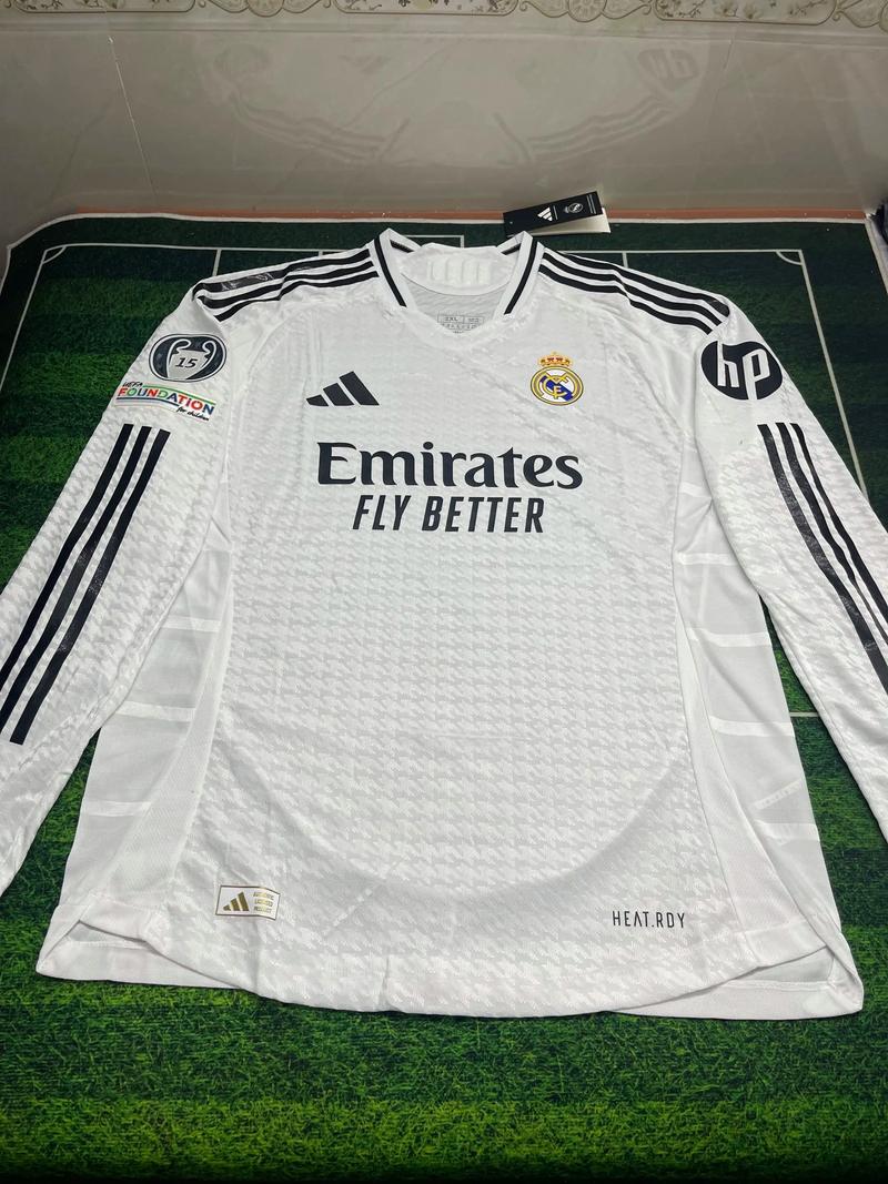 萨内谈离开拜仁原因：不全是因为钱，加拉塔萨雷的目标很远大（萨内澄清离队动机：非唯金钱，更因加拉塔萨雷的远大雄心）