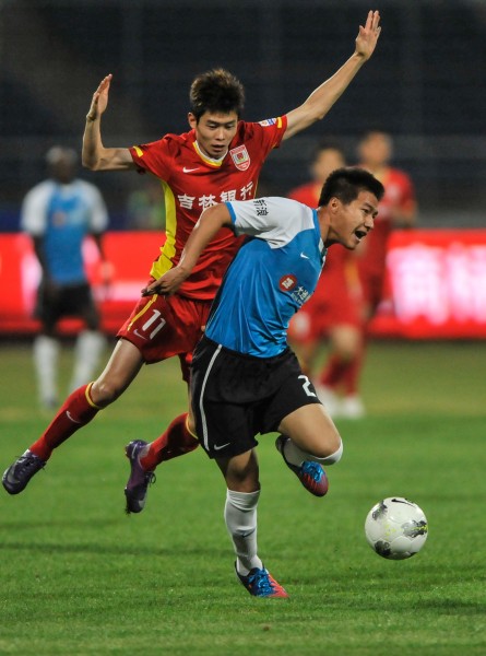 海牛外援兰克尔·泽：我拒绝了续约，不想留在拖欠工资的球队（海牛外援兰克尔·泽：已拒绝续约，不愿再为欠薪球队效力）