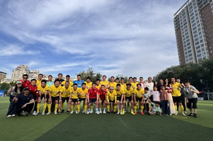 搏击网红正面挑战鸽武缘，直言输了给10W，对方却迟迟不敢回应（搏击网红公开向鸽武缘下战书：放话输了赔10万，对方迟迟无回应）