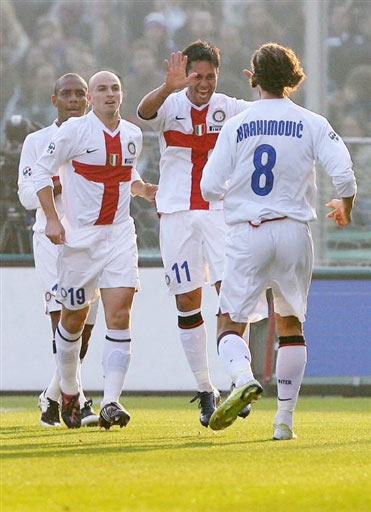 广东宏远102-69合肥！球员评分：4人满分，3人良好，1人不合格（广东宏远102比69大胜合肥：球员评分出炉，4人满分、3人良好、1人不及格）