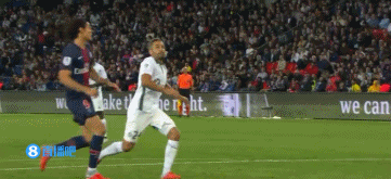 里尔主帅：首次见到一个点球主罚三次，我们战胜了欧联夺冠热门（里尔主帅：生平首次见同一粒点球连罚三次，我们力克欧联杯夺冠热门）