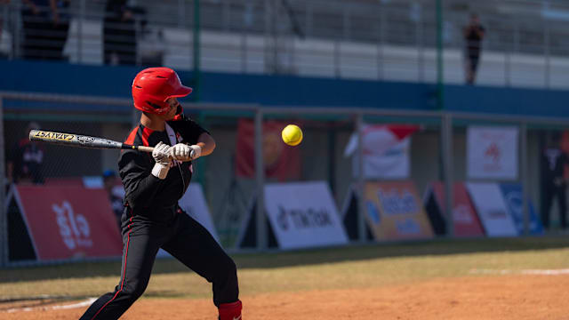 NBA球员交易动态及球队影响（NBA交易动向与各队影响解析）