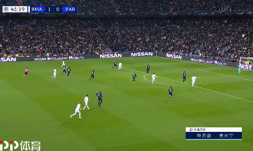 篮球湖人客场取胜，球迷直呼不容易