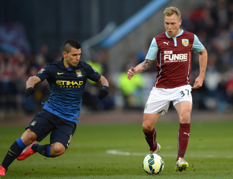 半场：莱比锡0-0不莱梅，巴克豪斯多次扑救