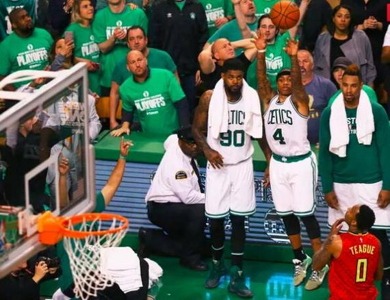 拉赫的荣誉 拉赫的荣誉