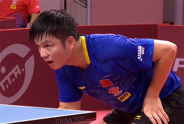 现与小贾伦 现与小贾伦